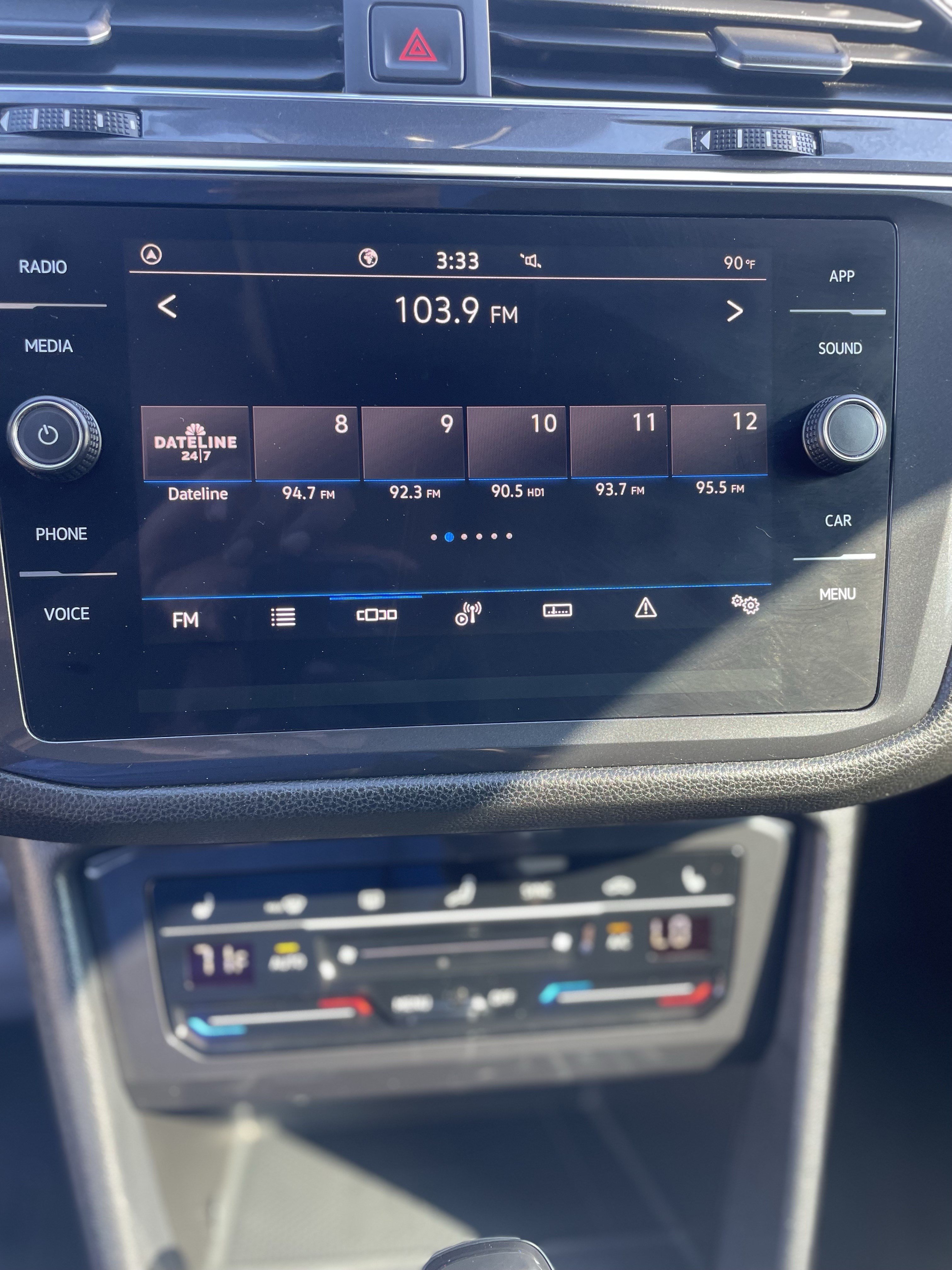Used 2023 Volkswagen Tiguan SE FWD image 18