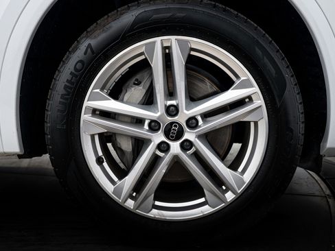 Certified 2024 Audi Q5 e Premium Plus AWD/4WD image 24