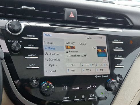 Certified 2020 Toyota Camry XLE image 20