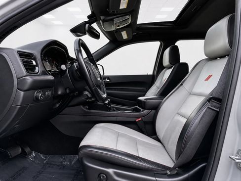 Used 2023 Dodge Durango R/T w/ Tow 'N Go Package AWD/4WD image 19
