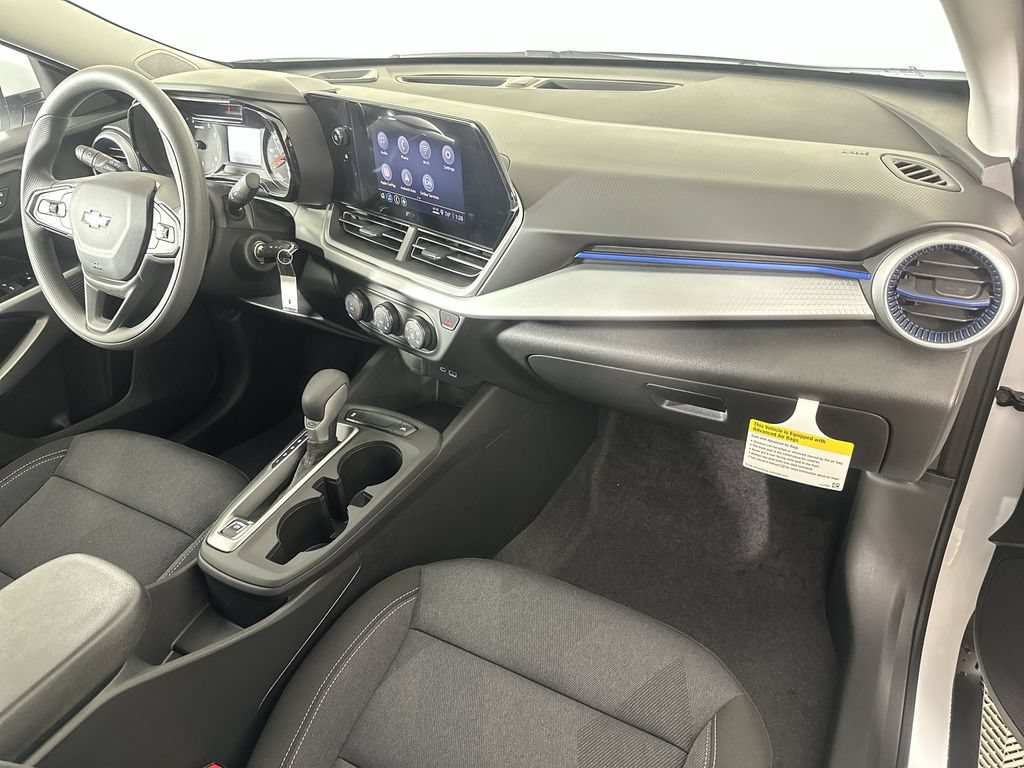 New 2026 Chevrolet Trax LS w/ LS Convenience Package FWD image 27