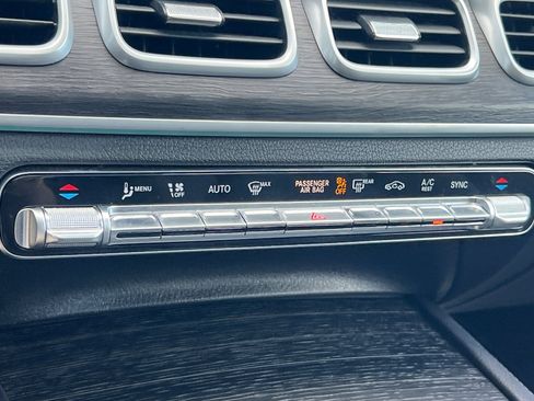 Certified 2023 Mercedes-Benz GLS 450 4MATIC image 17