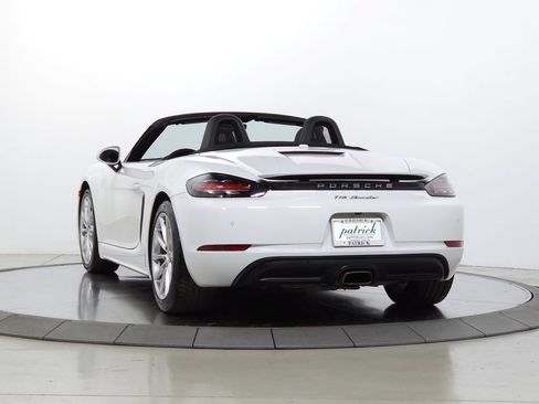Used 2019 Porsche 718 Boxster RWD image 6
