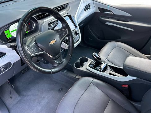 Used 2020 Chevrolet Bolt Premier w/ Infotainment Package FWD image 11