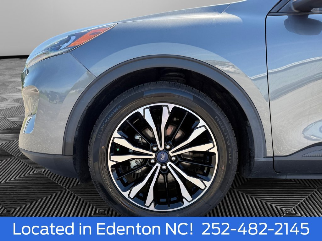 Certified 2022 Ford Escape SE w/ SE Sport Appearance Package FWD image 15
