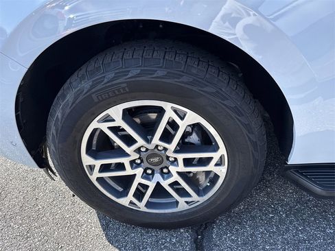 Used 2025 Ford Expedition Max Active image 11