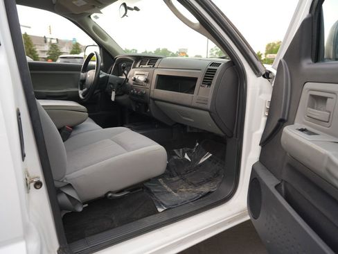 Used 2011 Dodge Dakota Big Horn w/ Skid Plate Group AWD/4WD image 25