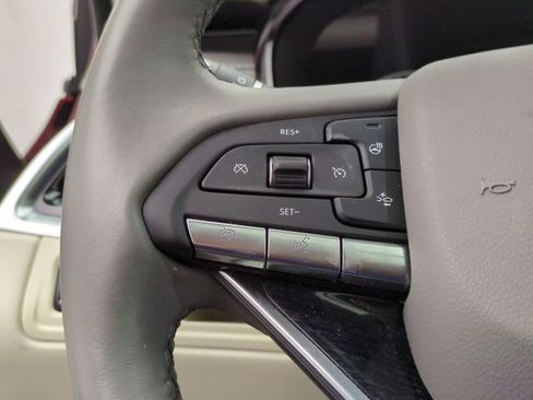 Certified 2024 Cadillac XT6 Premium Luxury w/ LPO, Floor Liner Package AWD/4WD image 11