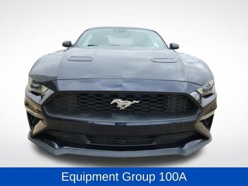Used 2021 Ford Mustang Coupe image 3
