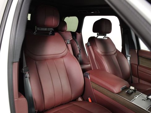 New 2026 Land Rover Range Rover SE AWD/4WD image 19