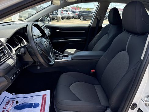 Used 2023 Toyota Camry LE FWD image 11