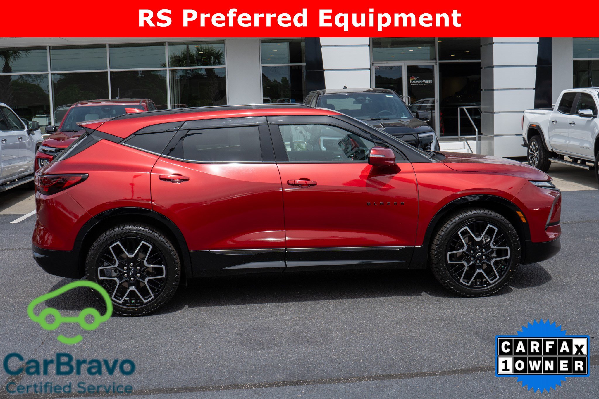 Used 2023 Chevrolet Blazer RS FWD image 2