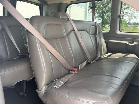 Used 2023 Chevrolet Express 3500 LS RWD image 19