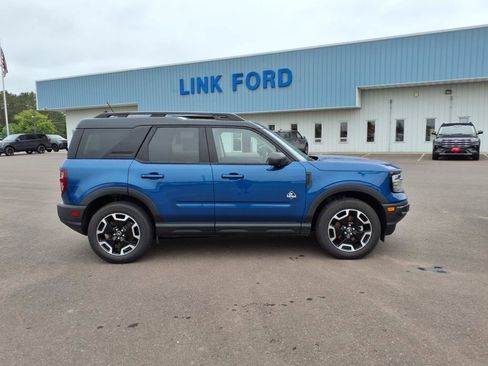 Used 2024 Ford Bronco Sport Outer Banks w/ Tech Package image 7