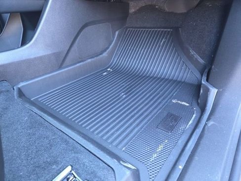 New 2026 Chevrolet Traverse LT w/ Midnight/Sport Edition image 38