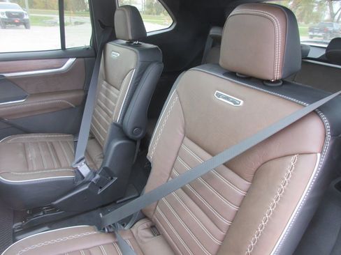 New 2026 GMC Acadia Denali Ultimate image 11