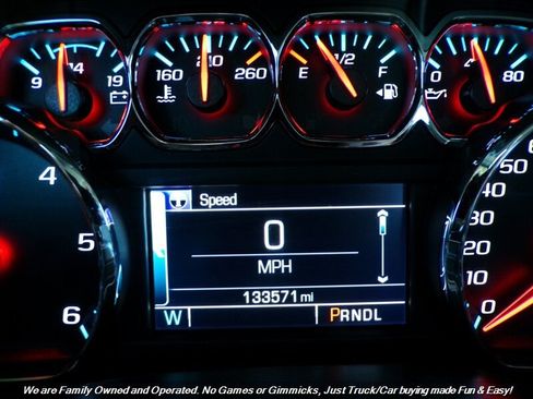 Used 2018 Chevrolet Silverado 1500 LT w/ All Star Edition RWD image 12