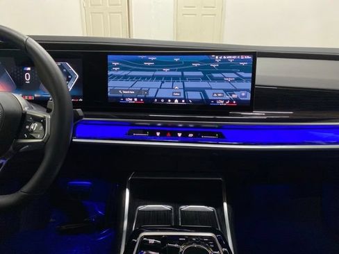 Used 2026 BMW 740i RWD image 16