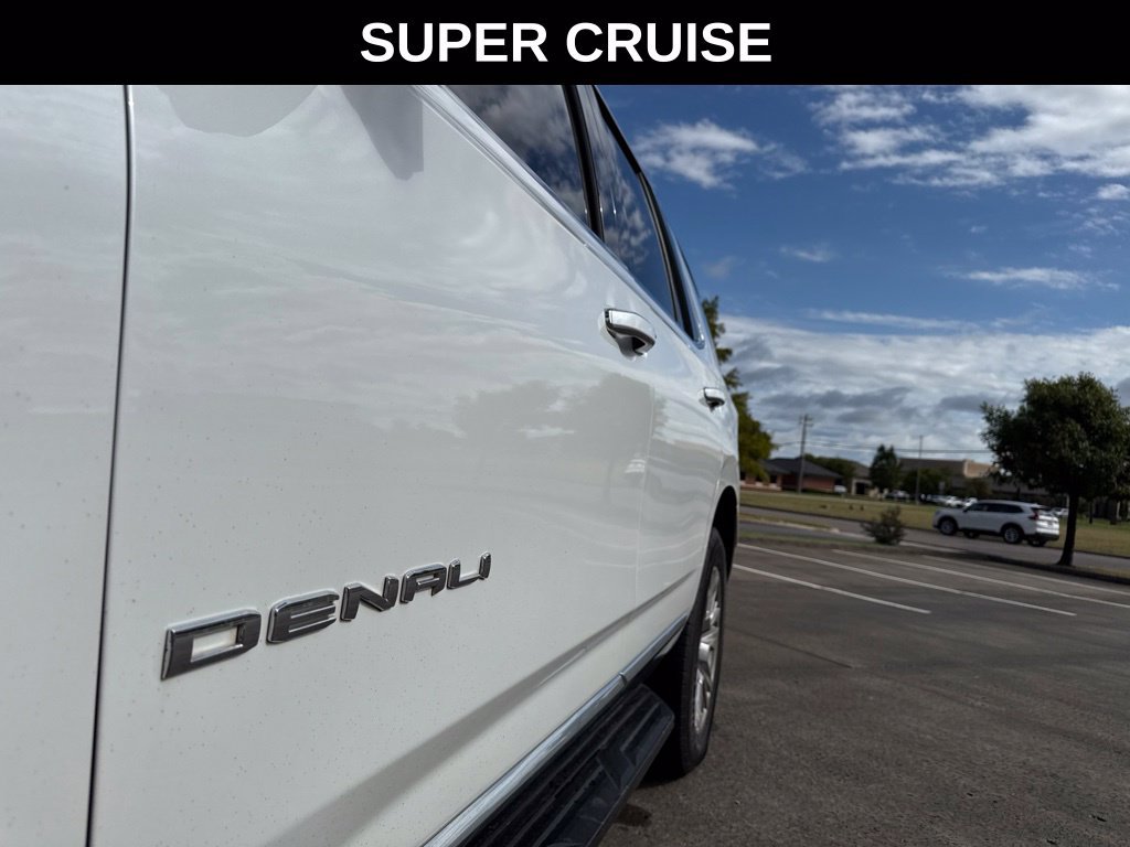 Used 2024 GMC Yukon Denali w/ Advanced Technology Package AWD/4WD image 7