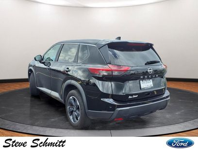 Used 2024 Nissan Rogue SV