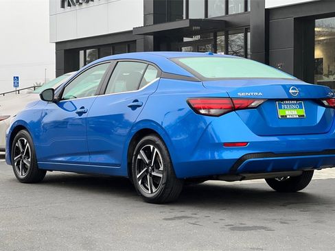 Used 2024 Nissan Sentra SV image 8