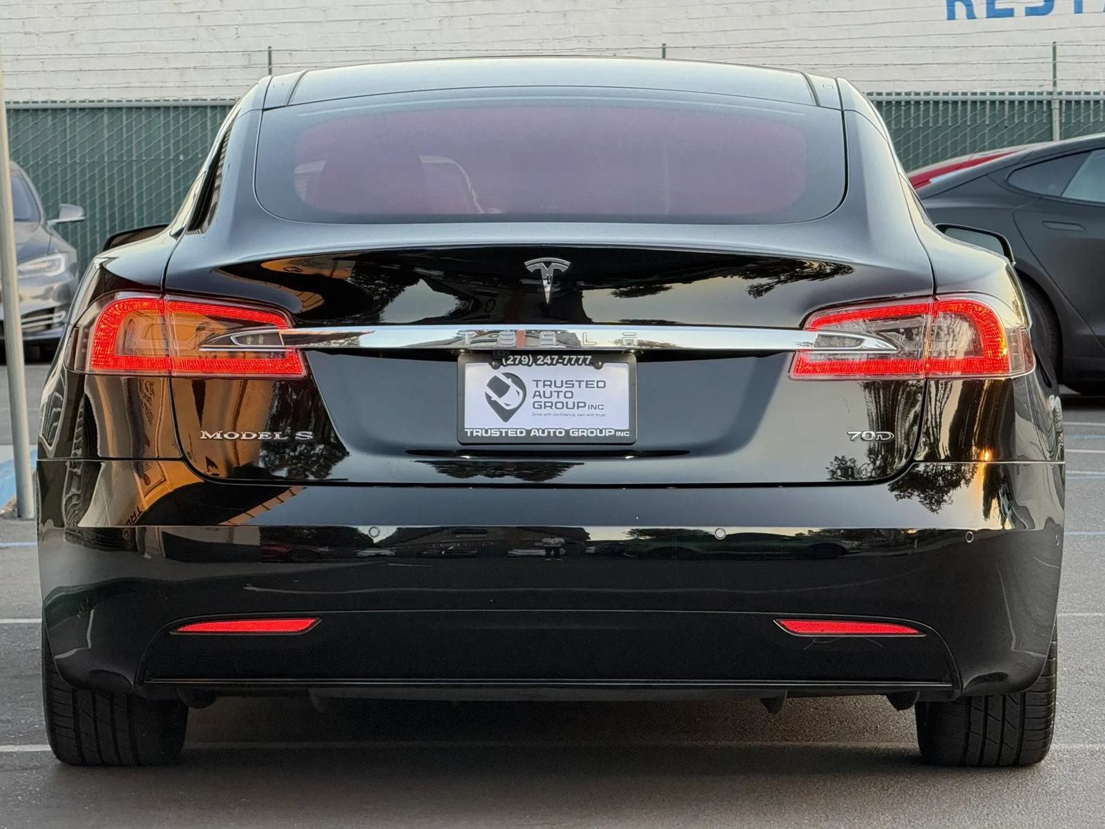 Used 2016 Tesla Model S 85D AWD/4WD image 3