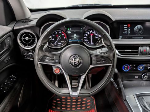 Used 2018 Alfa Romeo Stelvio Sport w/ Quick Order Package 22J Sport AWD/4WD image 33