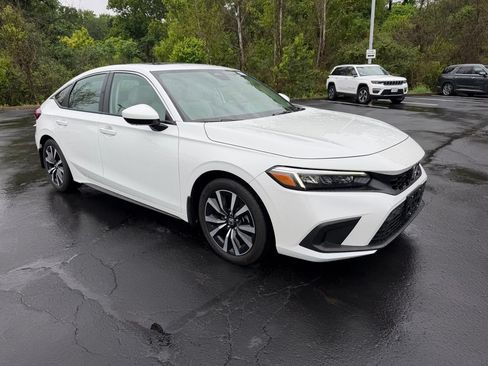 Used 2022 Honda Civic EX-L image 4
