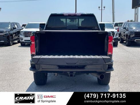 Used 2024 Chevrolet Silverado 2500 High Country w/ High Country Premium Package AWD/4WD image 7