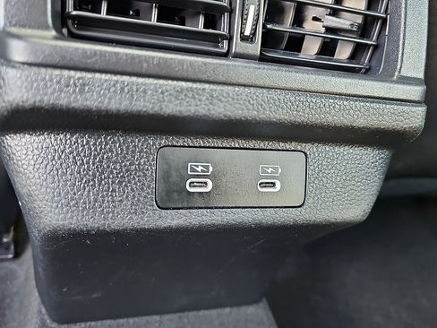 Used 2025 Honda Accord SE image 11
