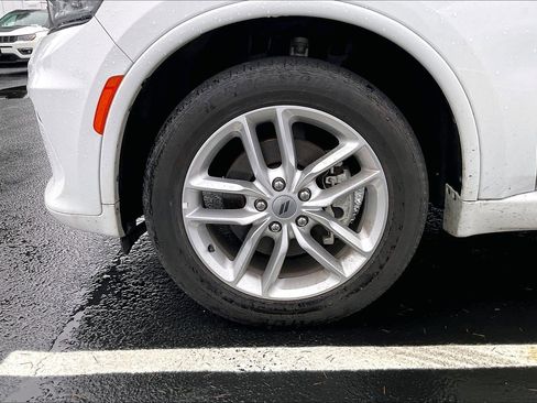 Used 2024 Dodge Durango GT image 3