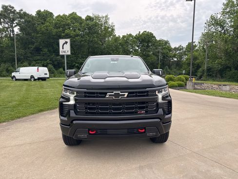 New 2026 Chevrolet Silverado 1500 LT Trail Boss w/ LT Trail Boss Premium Package AWD/4WD image 2