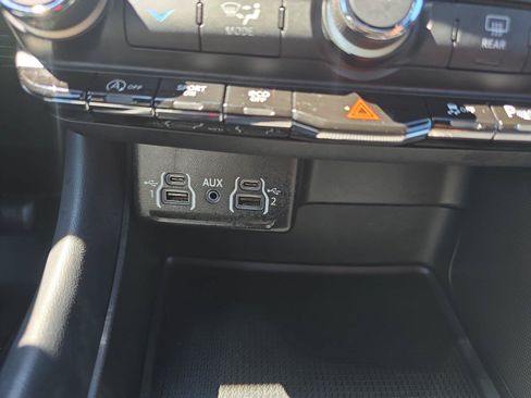 Used 2023 Dodge Durango GT AWD/4WD image 26