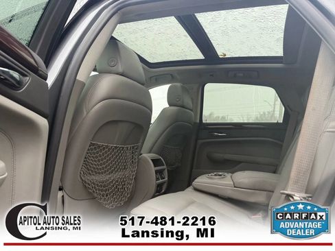 Used 2010 Cadillac SRX Luxury image 15