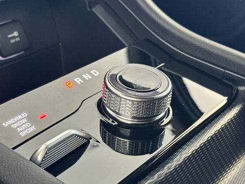 New 2025 Jeep Grand Cherokee Limited image 19