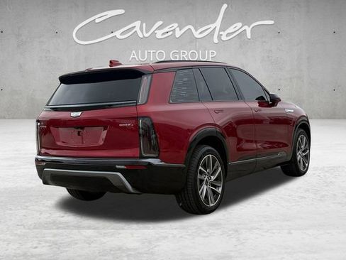 Certified 2026 Cadillac Vistiq Sport AWD/4WD image 16