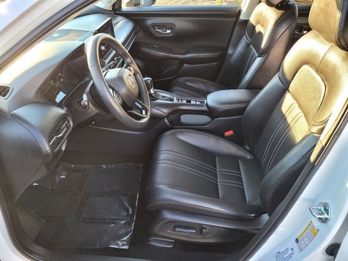 Used 2024 Honda HR-V EX-L image 15