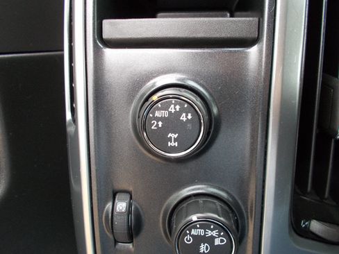 Used 2014 Chevrolet Silverado 1500 LTZ Z71 w/ LTZ Plus Package AWD/4WD image 14