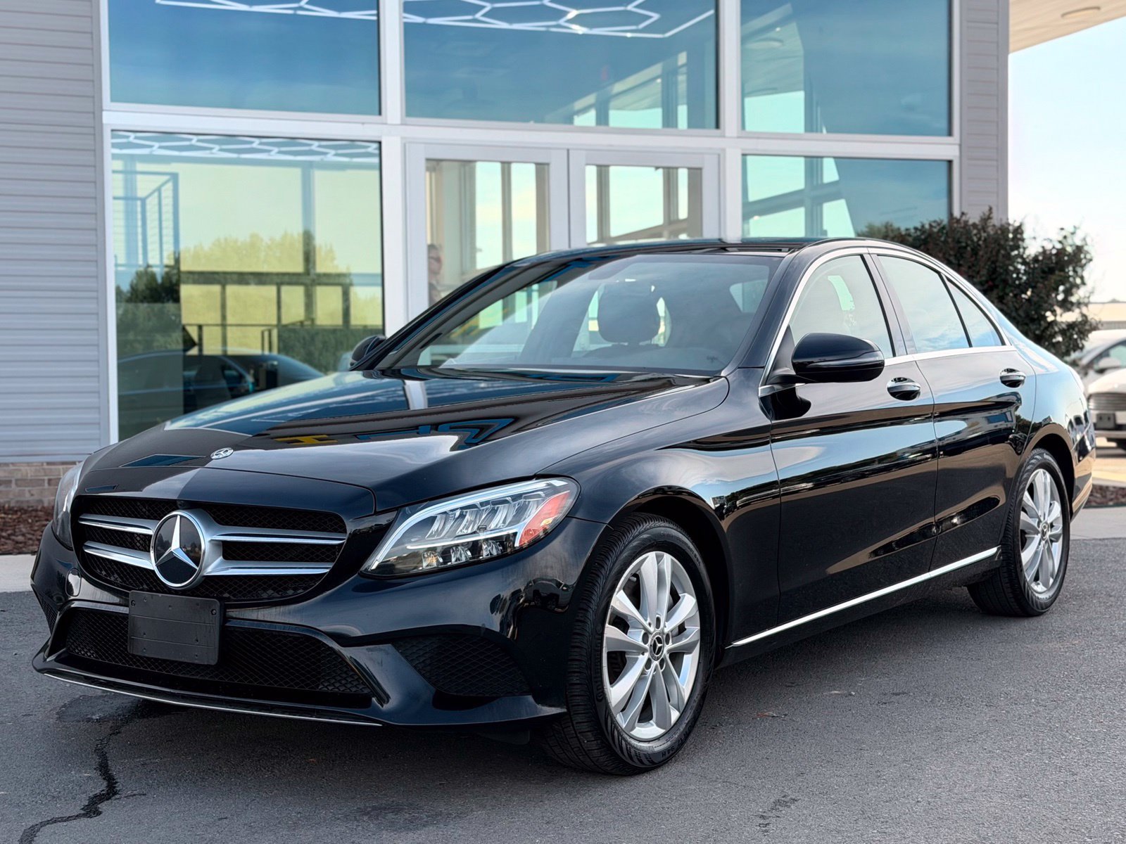 Used 2019 Mercedes-Benz C 300 Sedan image 12