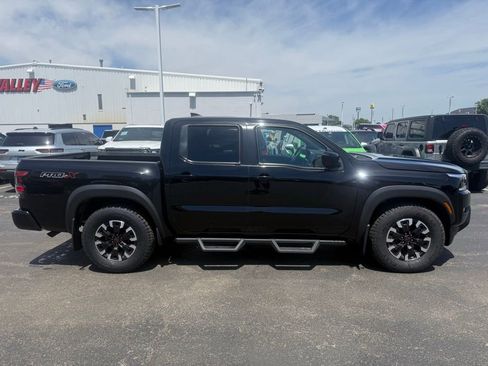 Used 2023 Nissan Frontier Pro-X w/ Technology Package RWD image 2