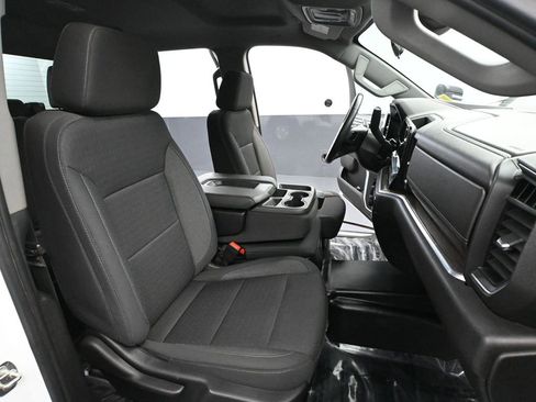 Used 2024 Chevrolet Silverado 2500 LT image 49