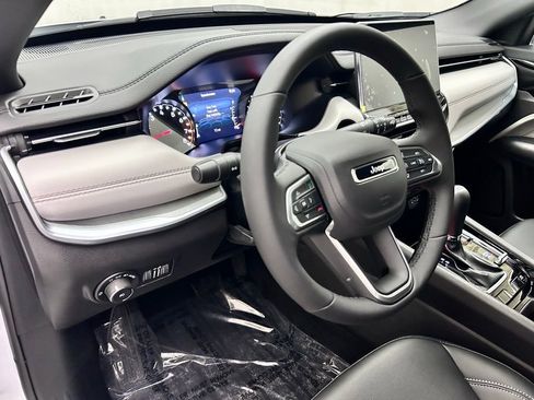 New 2026 Jeep Compass Limited AWD/4WD image 11