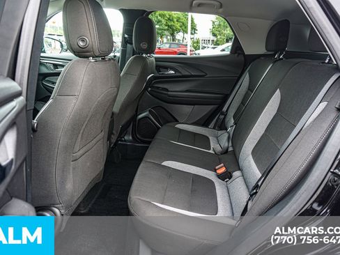 Used 2025 Chevrolet TrailBlazer LT FWD image 23