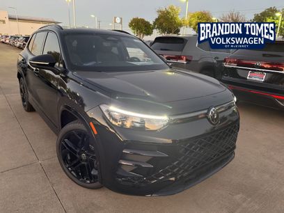 New 2025 Volkswagen Tiguan SE R-Line