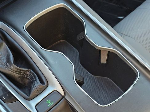 Used 2018 Honda Accord EX-L image 12