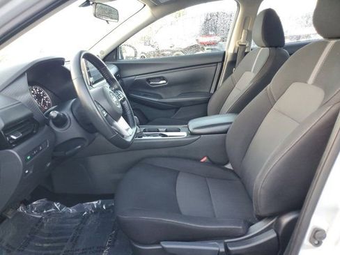 Used 2023 Nissan Sentra SV FWD image 12