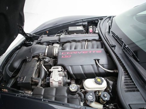 Used 2013 Chevrolet Corvette Coupe RWD image 21