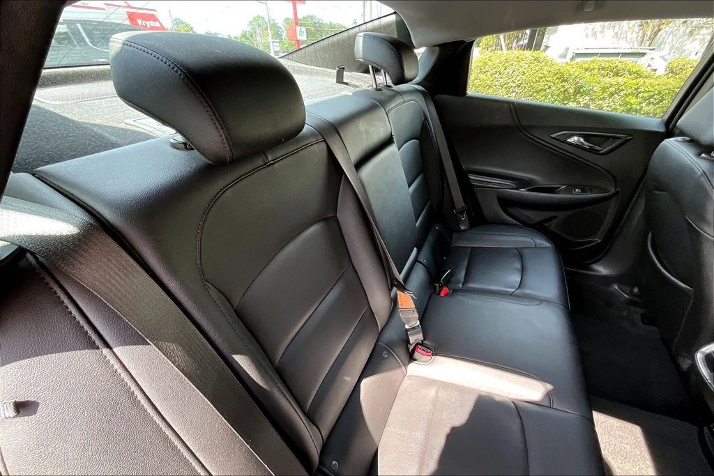 Used 2024 Chevrolet Malibu LT FWD image 25