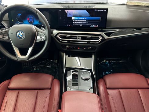 Used 2024 BMW 330e w/ Convenience Package RWD image 15