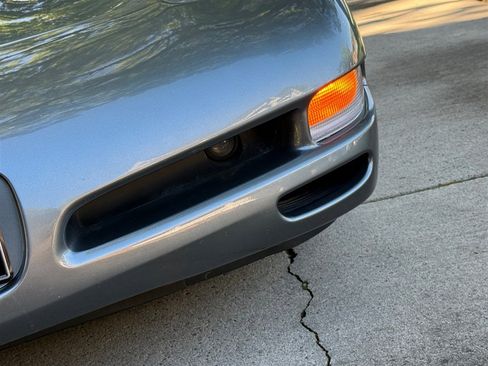 Used 2004 Chevrolet Corvette Convertible w/ Preferred Equipment Group image 18